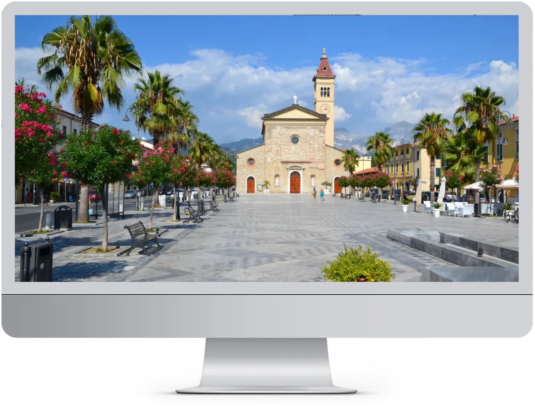 Computer con Immagine di Carrara che mostra il servizio di realizzazione siti web Carrara