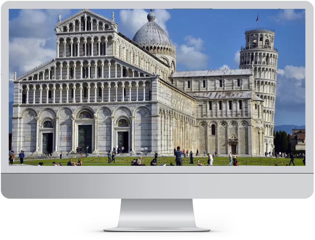 Computer con Immagine di Pisa che mostra il servizio di Realizzazione siti web Pisa
