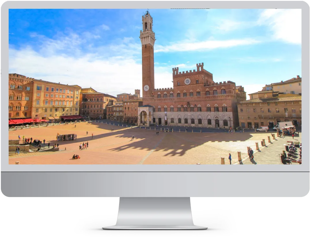 Computer con Immagine di Siena che mostra il servizio realizzazione siti web Siena